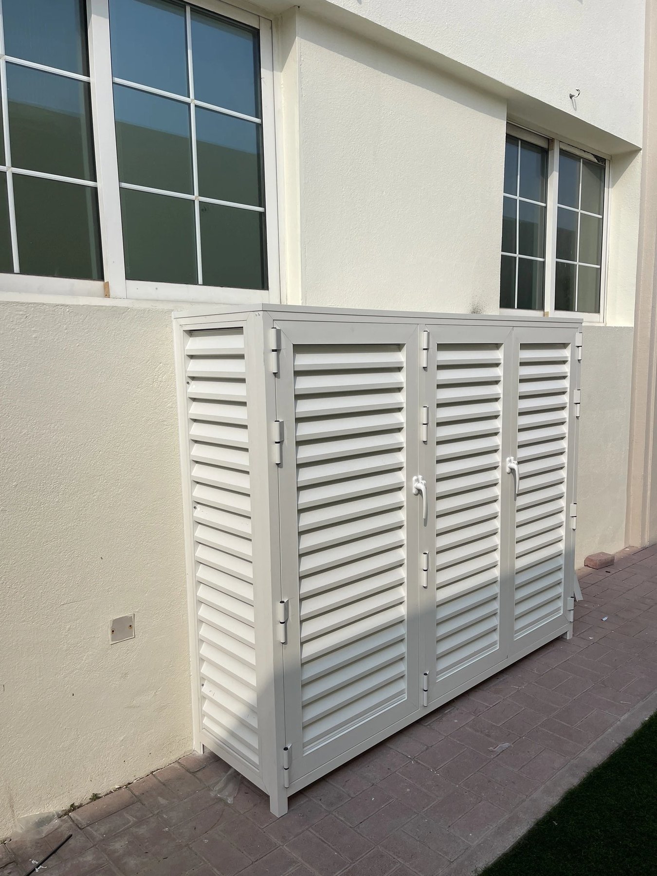 Aluminum Louvered Shutters, Villa